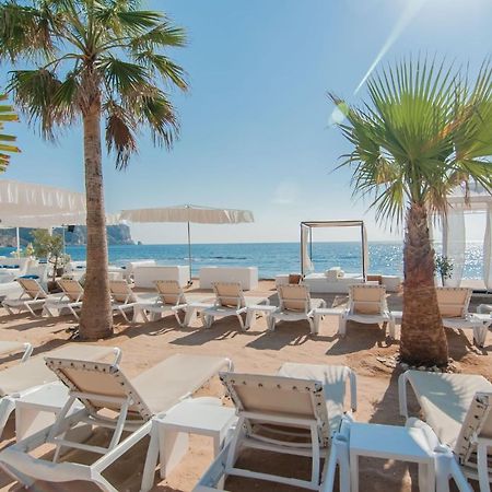 Cannes Martinez Croisette Beach 50M Екстериор снимка